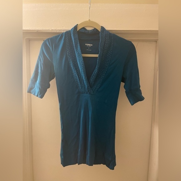 Express Teal Sexy Basic Tee Size Small - Picture 2 of 6